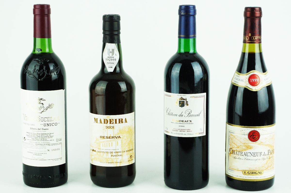 4 Garrafas diversas