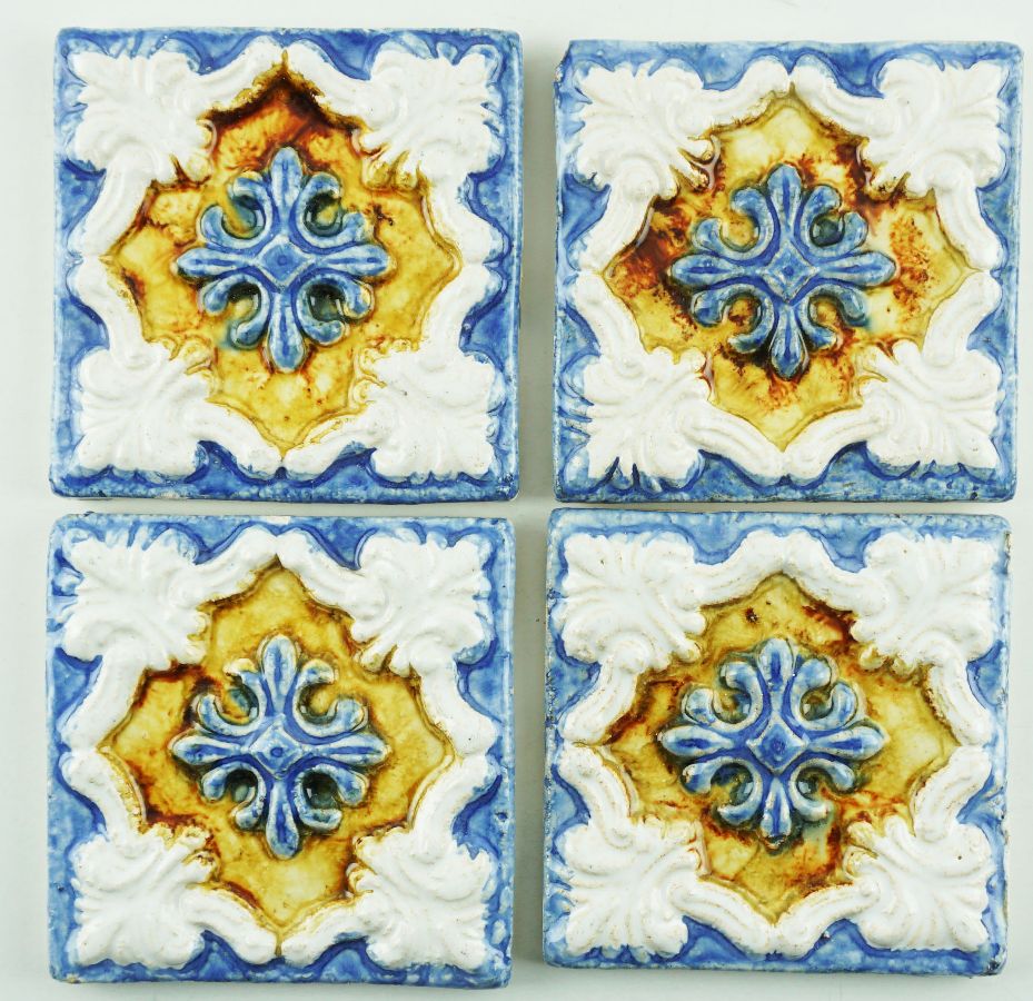 4 Azulejos Modernistas Portugueses