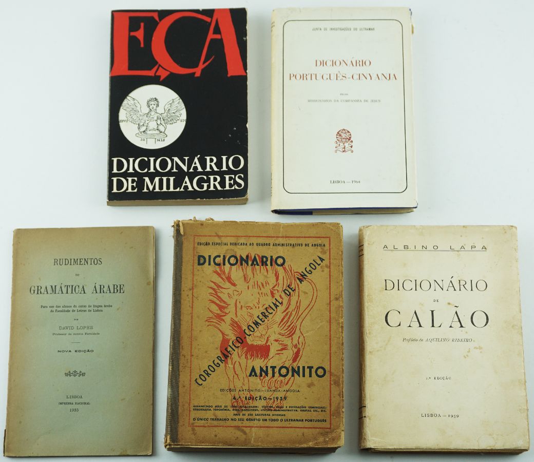 Dicionários