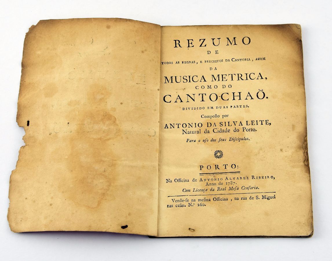 2 Livros sobre Música