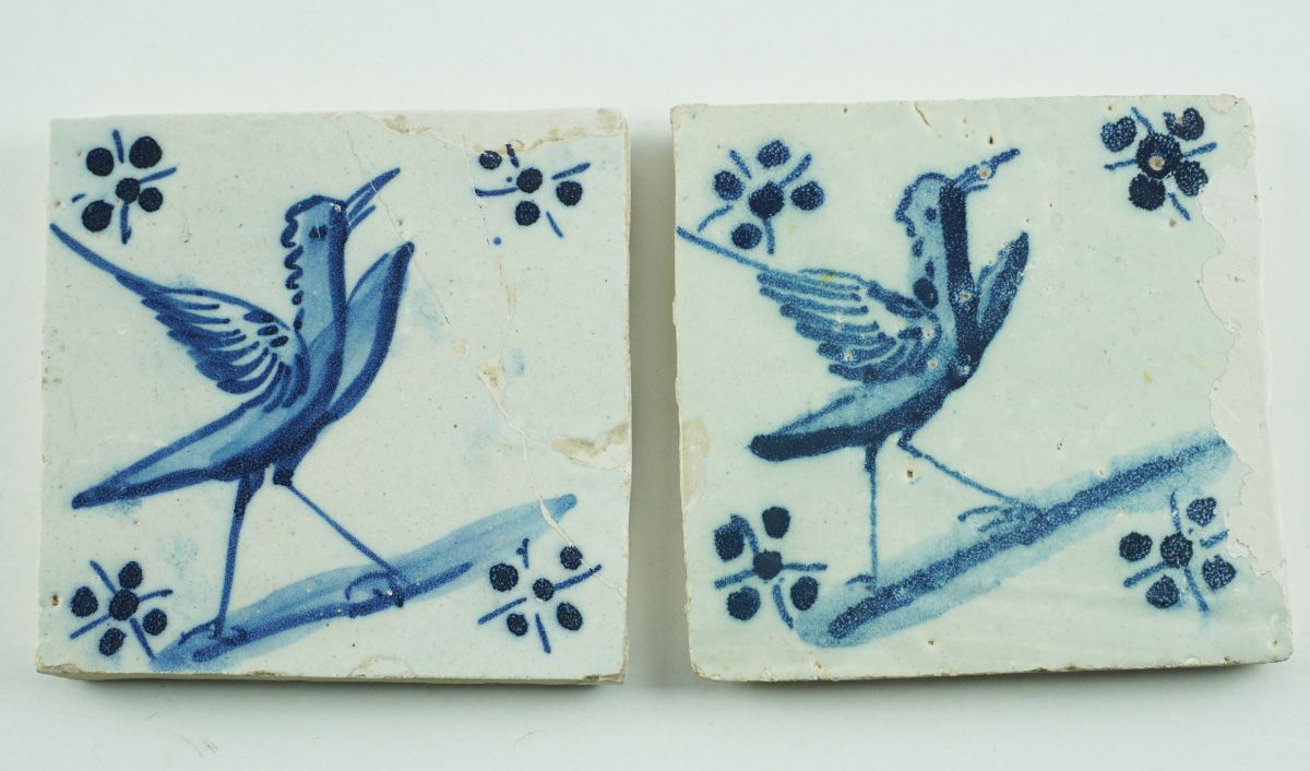 Par de azulejos do séc. XVIII