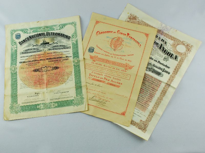 3 Acções diferentes