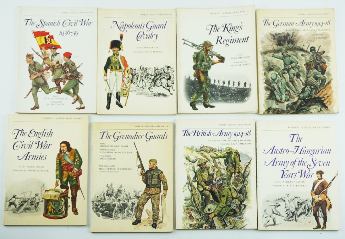 Men – at- Arms / Osprey (diversas series / albuns)