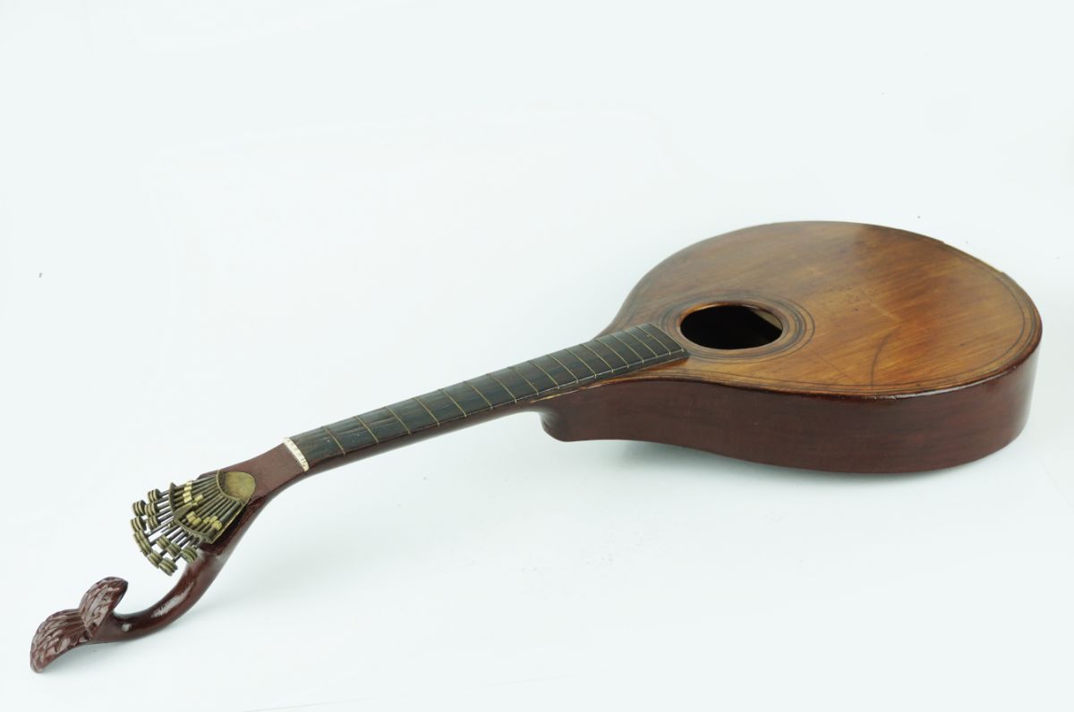 Guitarra Portuguesa