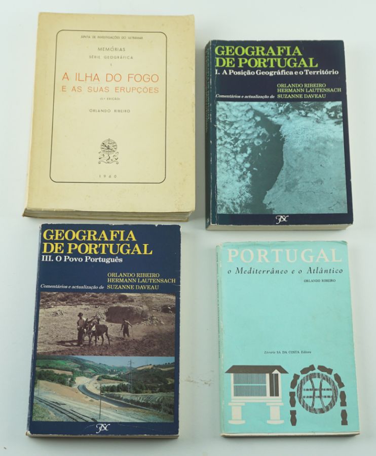 4 Livros de Geografia