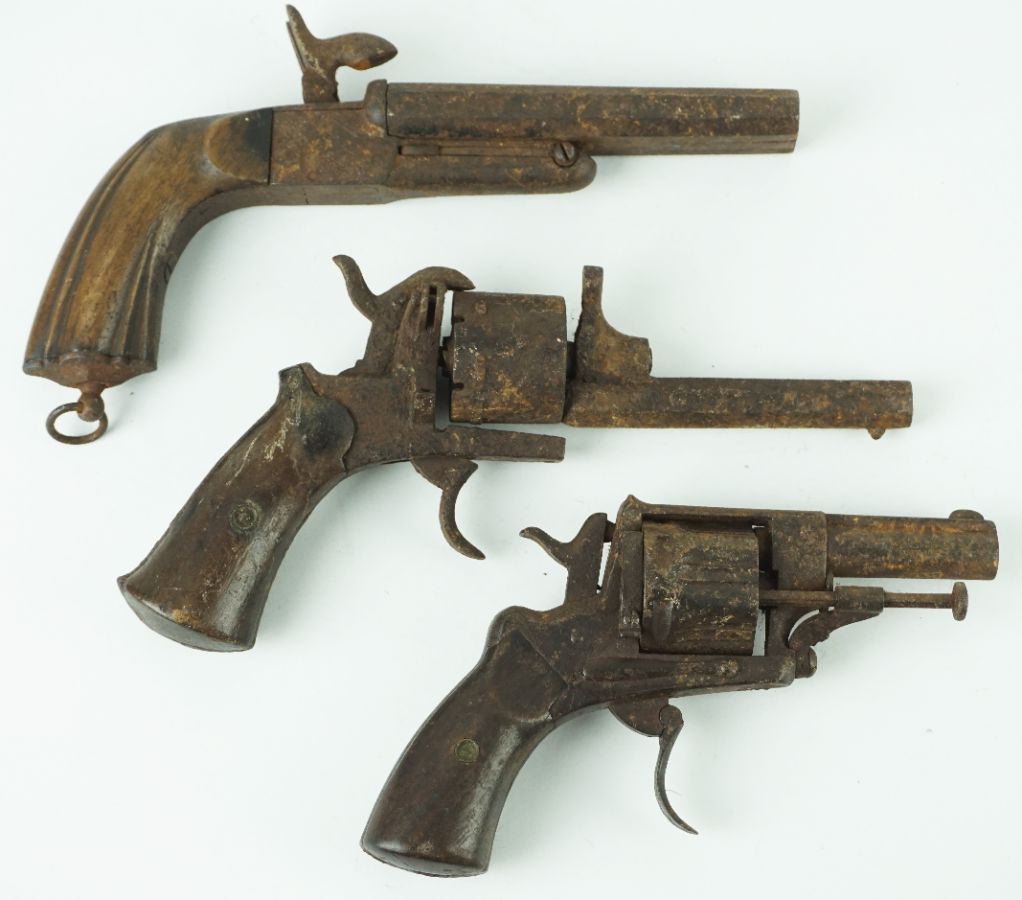3 Armas