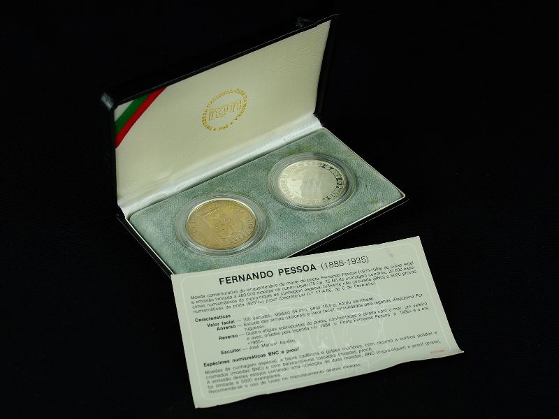 2 Moedas em Prata e Cupro-Niquel