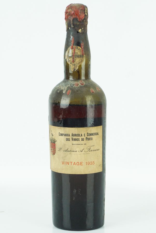 Garrafa de Vinho do Porto Vintage – 1935