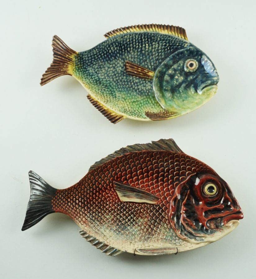 2 Travessas em forma de peixe (Caldas da Rainha)