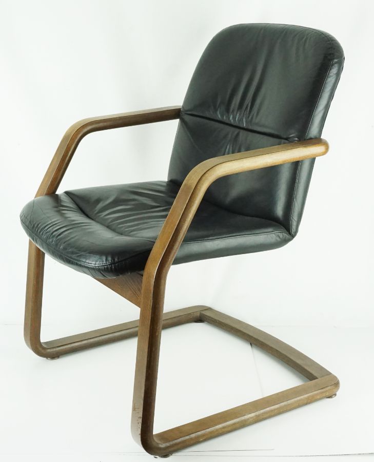 Par de cadeiras de braços de Design