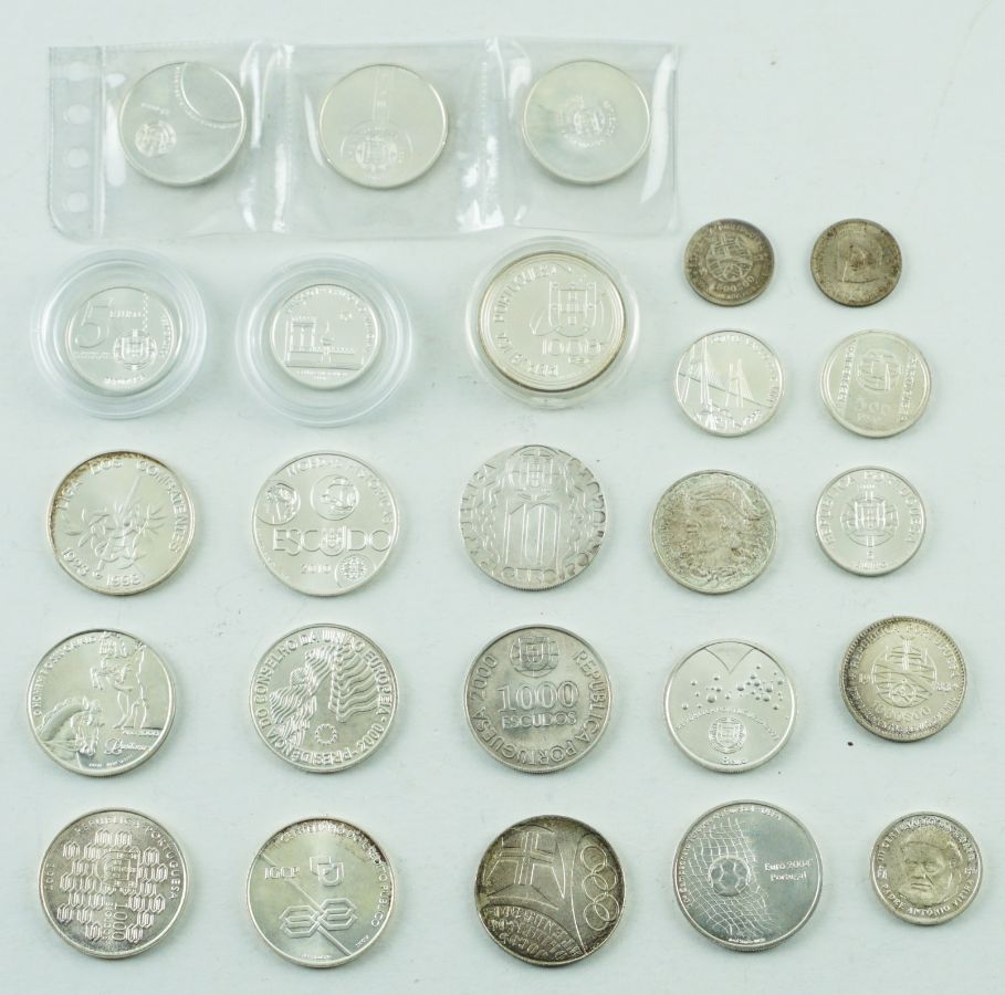 25 Moedas em Prata