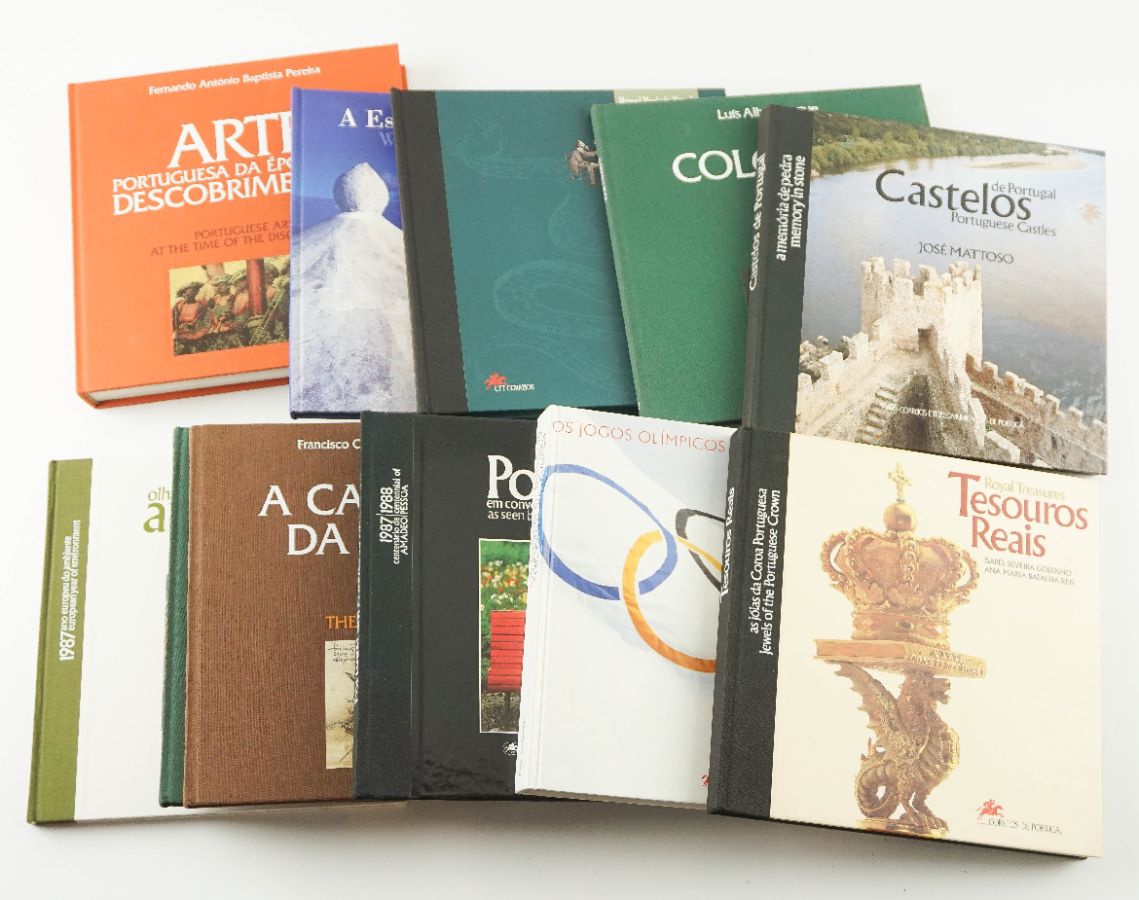 11 Livros temáticos dos CTT