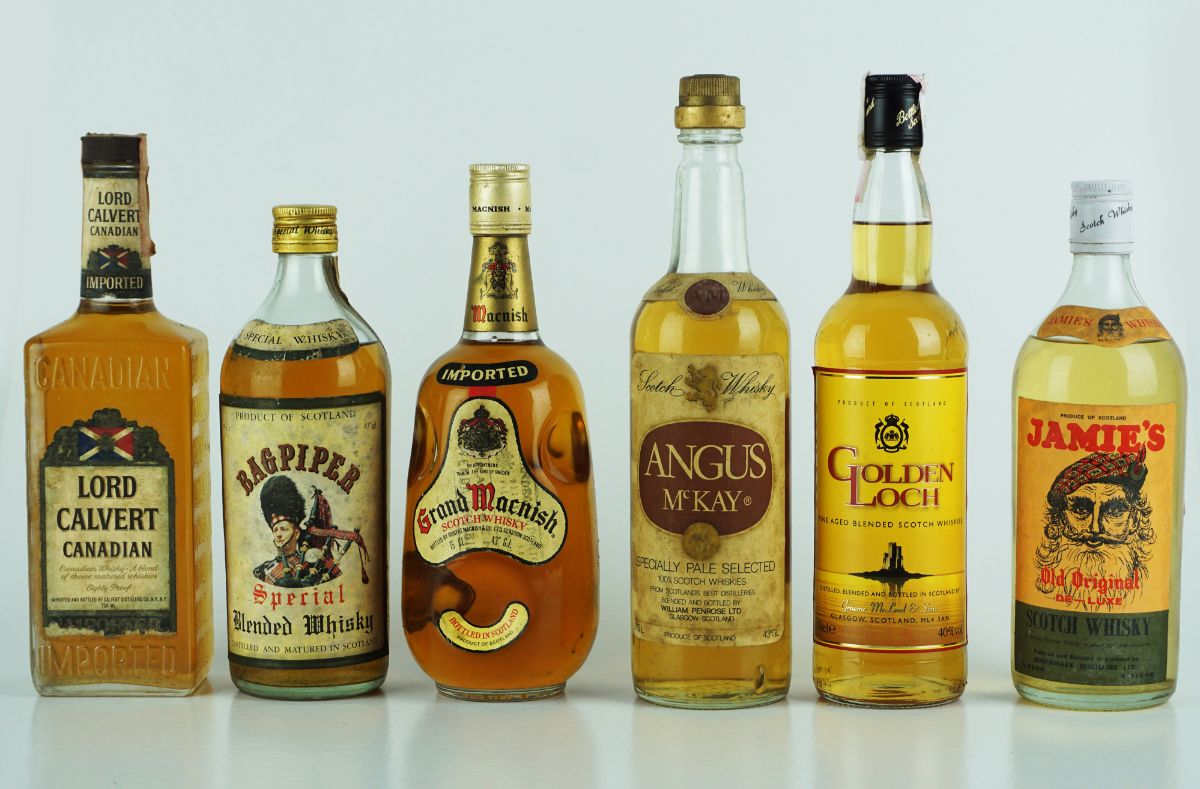 6 Garrafas de Whisky