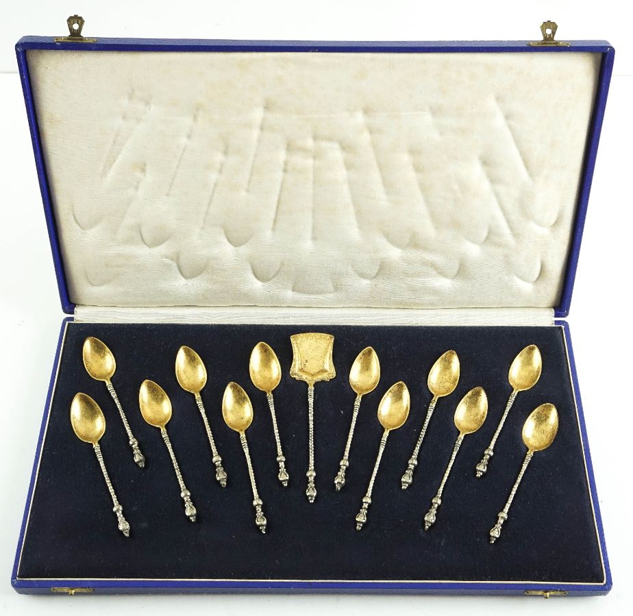 Conjunto de 12 Colheres de Café + 1 Colher de Açúcar