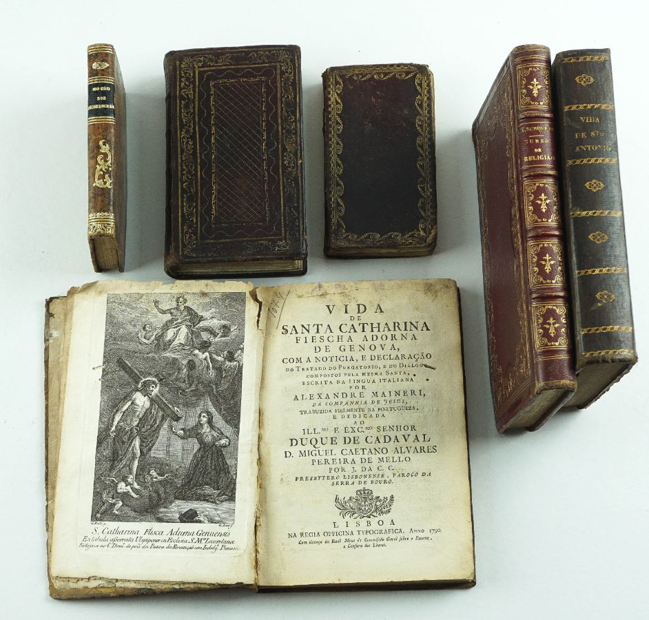 Colecção de livros religiosos sec XVIII e XIX