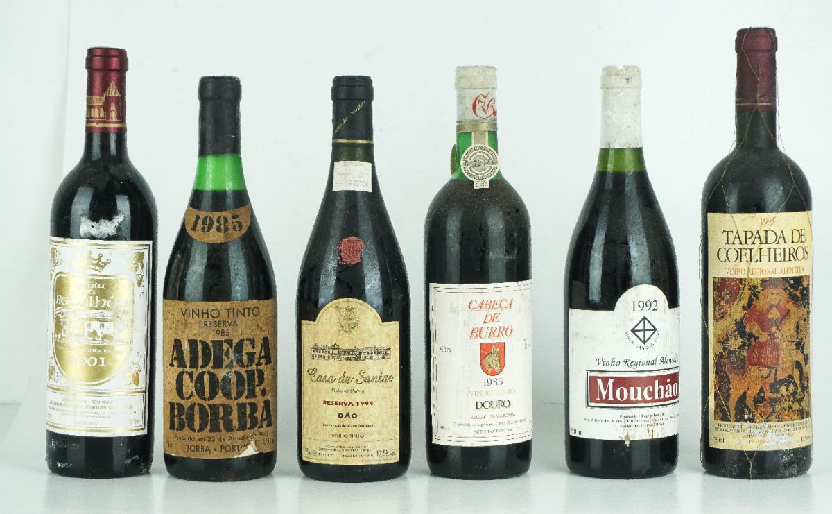 6 Garrafas de Vinho Tinto