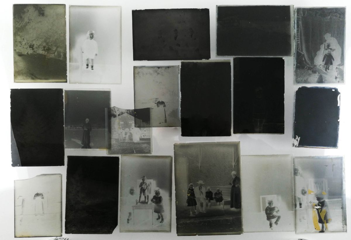 16 Negativos de fotografias