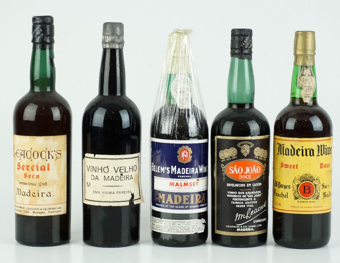 5 Garrafas de Vinho da Madeira