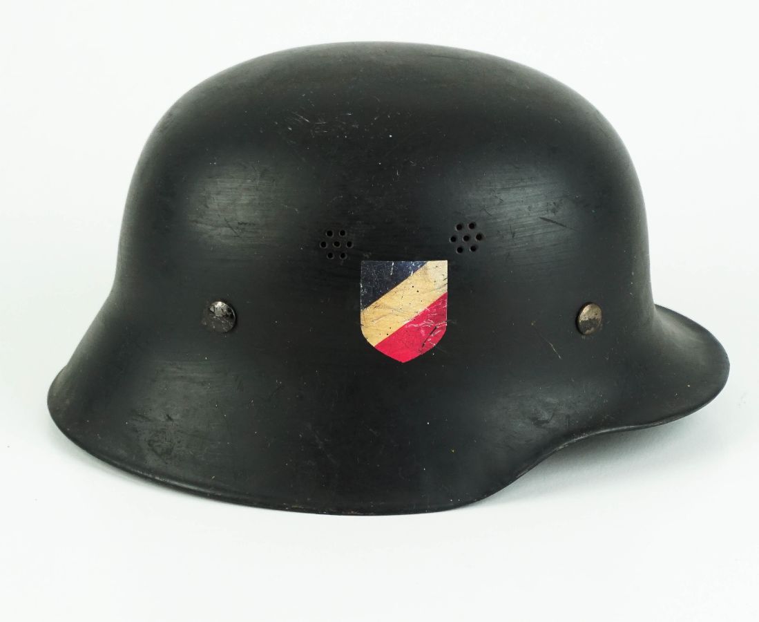 Capacete III REICH