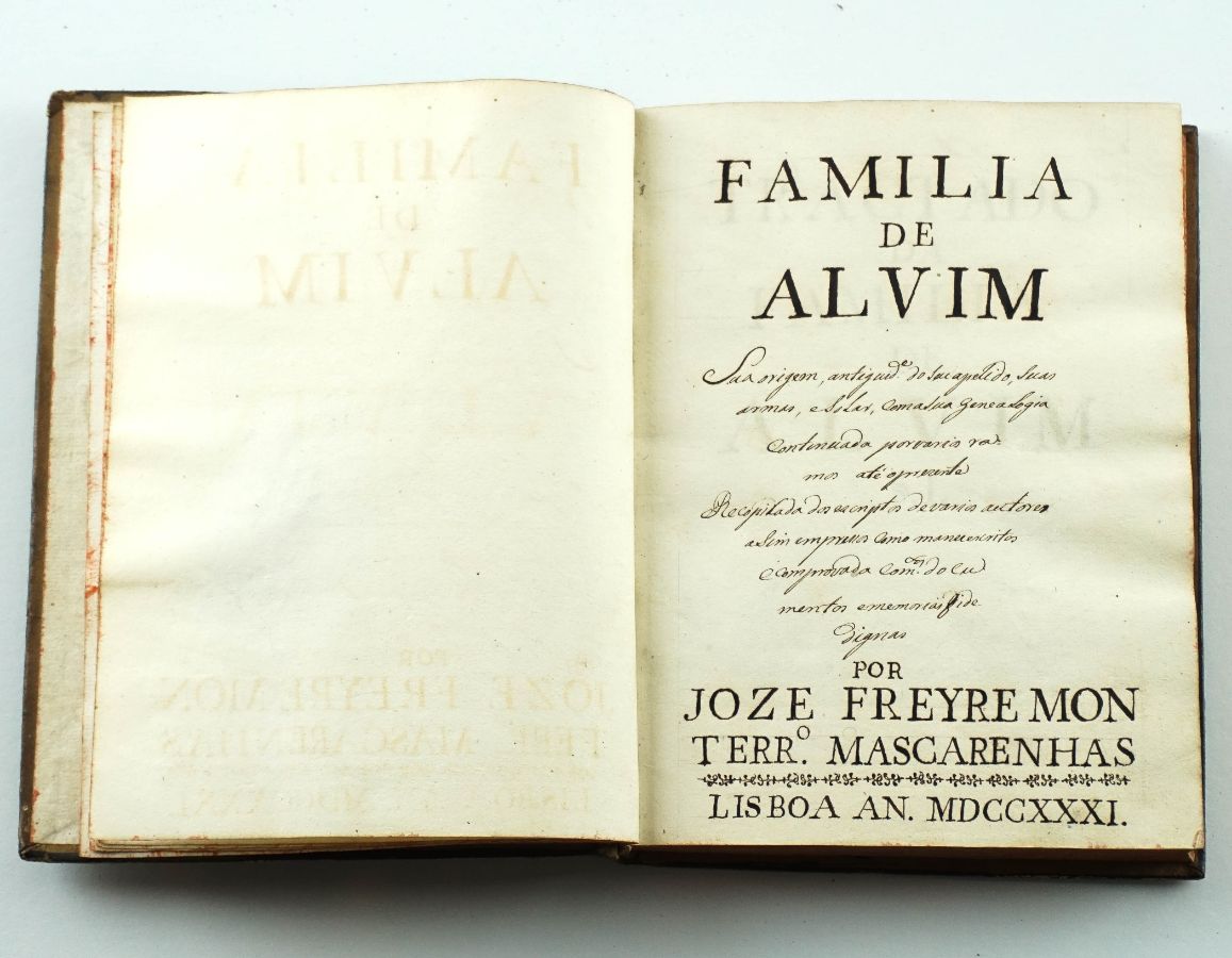 Importante manuscrito de 302 páginas sobre a Familia de Alvim, 1731