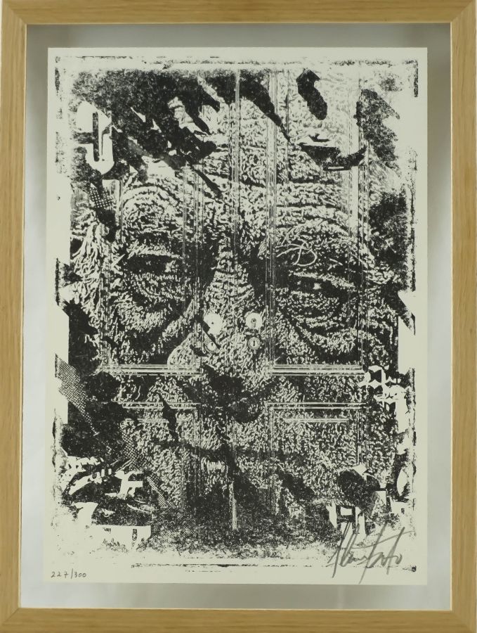 Vhils (Alexandre Farto)