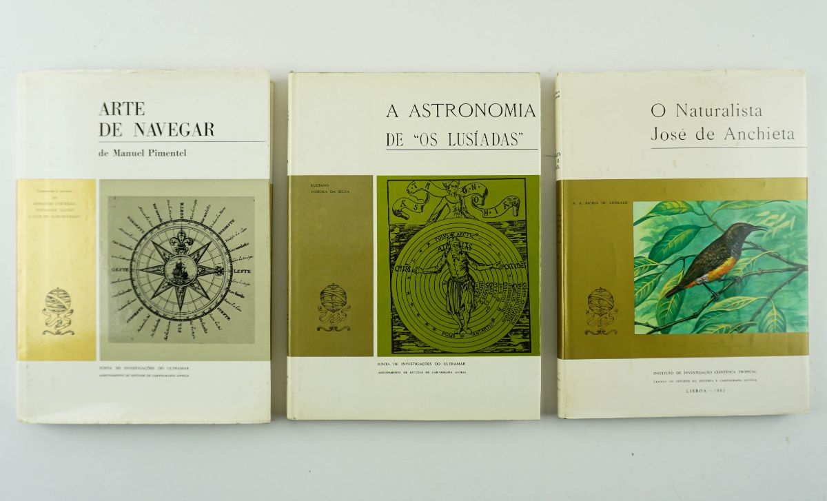 Conjunto de três Livros da Junta de Investigações do Ultramar