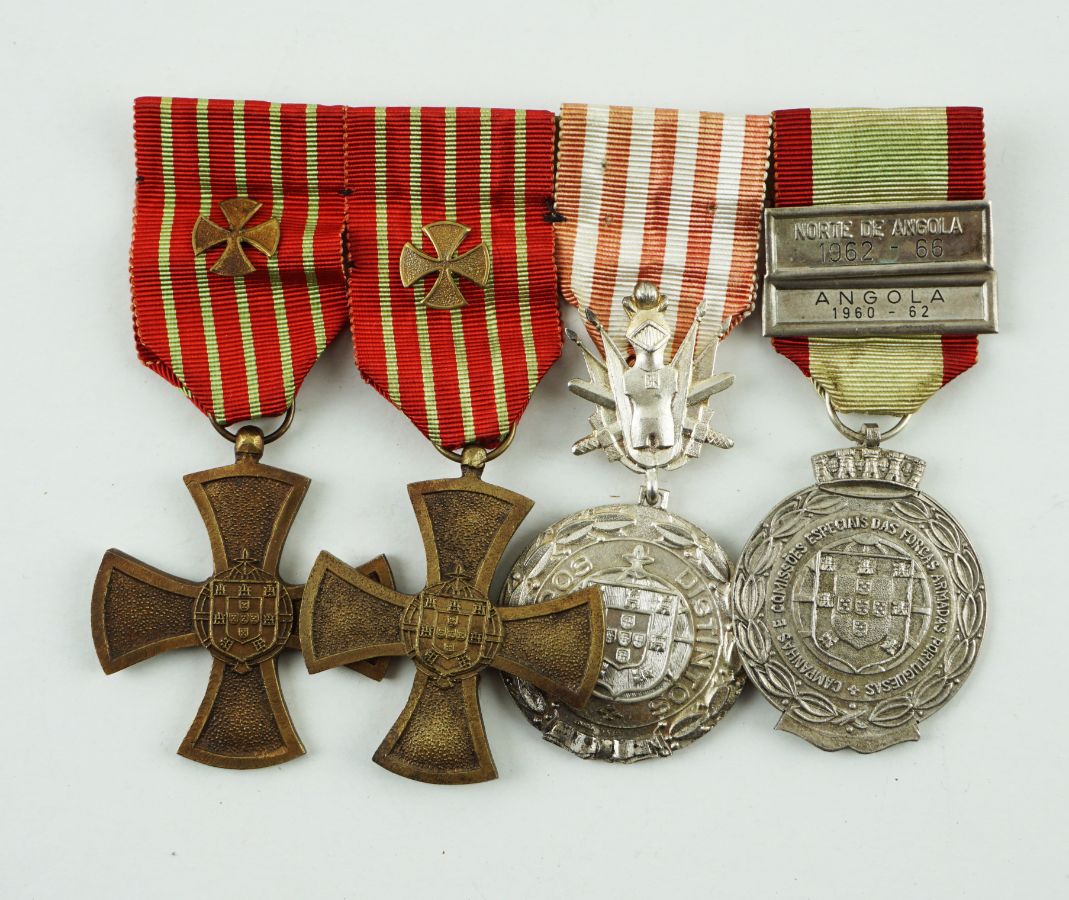 Conjunto Condecorações Guerra do Ultramar