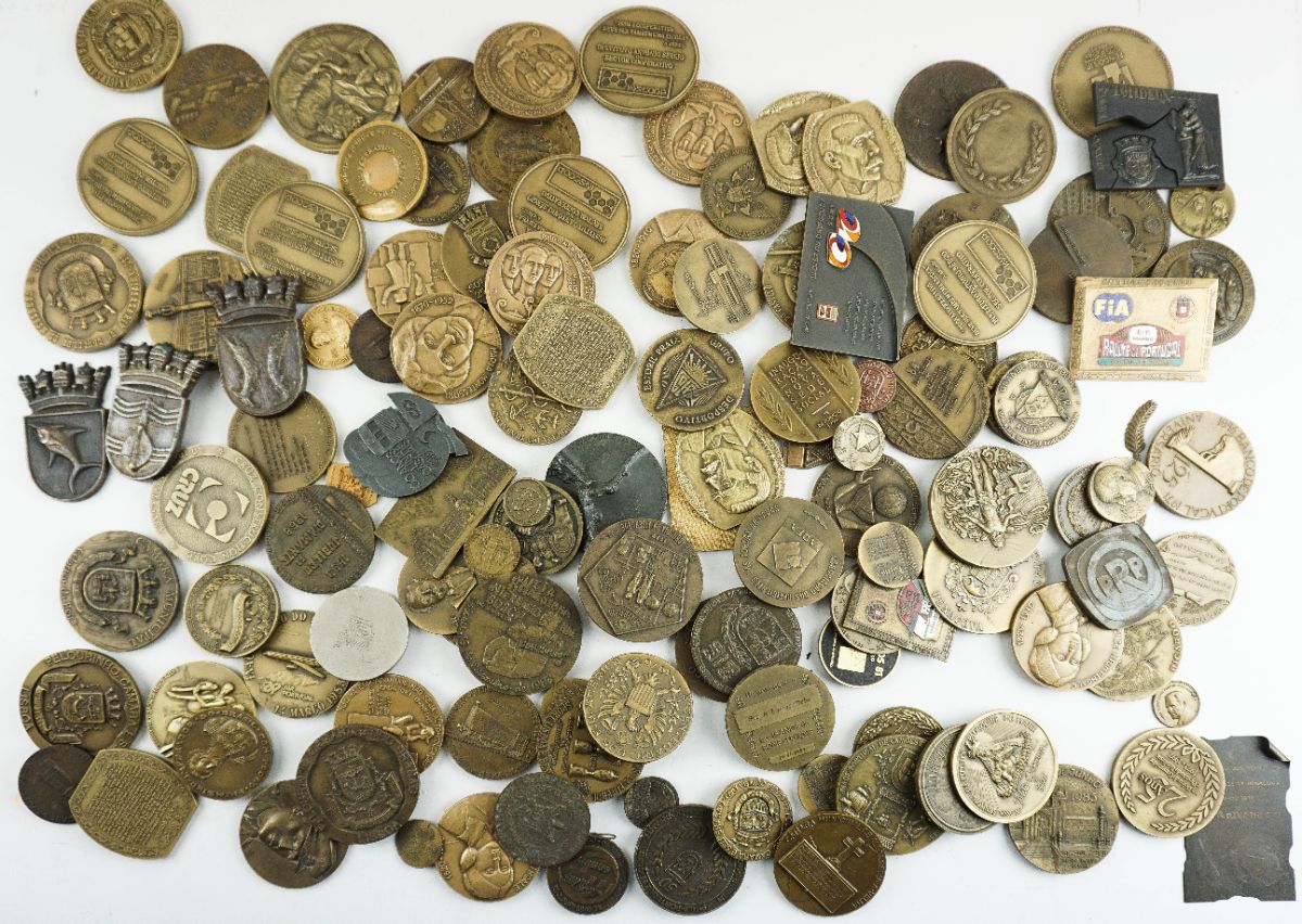 Colecção de 135 Medalhas