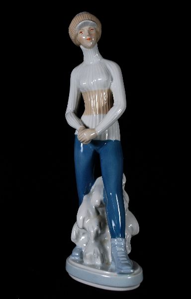 Figura em Porcelana Danesa Royal Dux