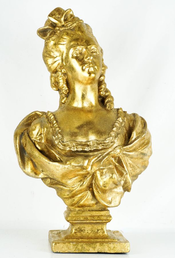 Busto de dama do séc. XVIII						