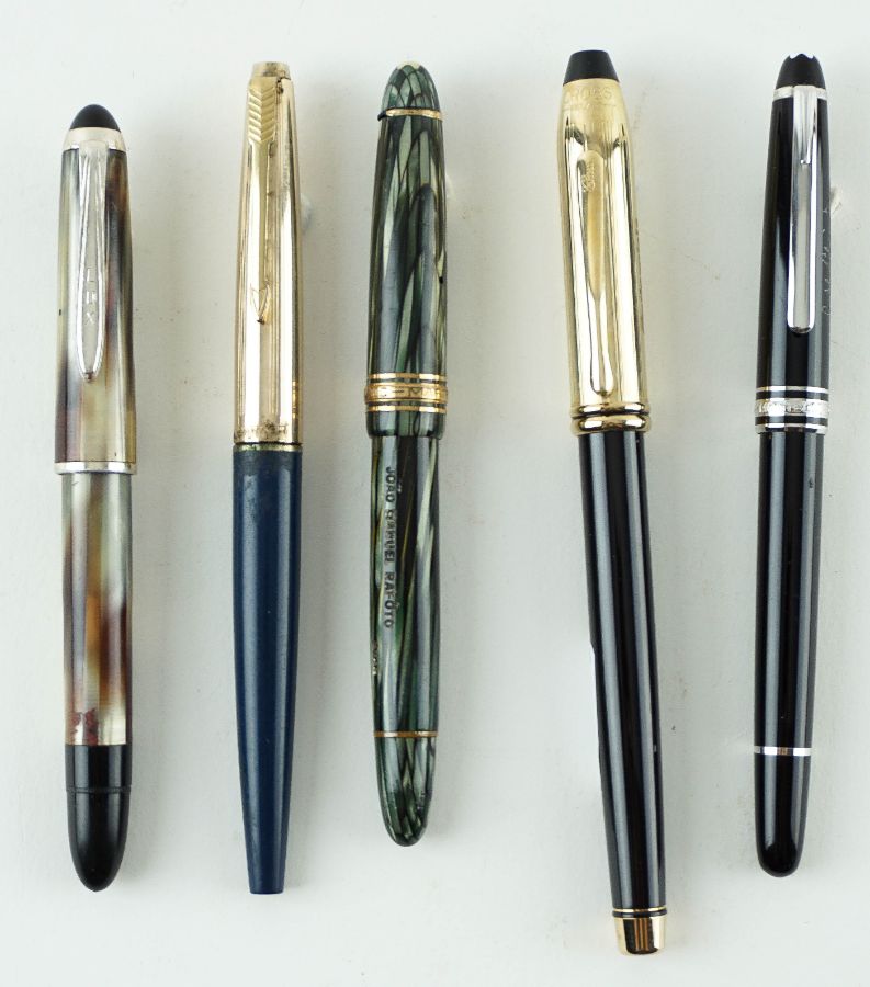 5 Canetas diversas