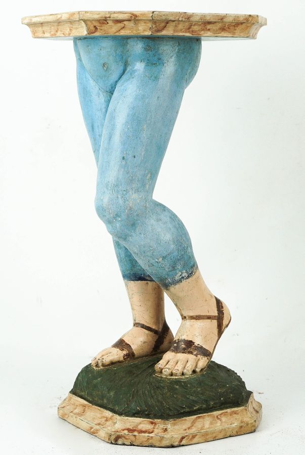 Mesa / Pedestal de apoio