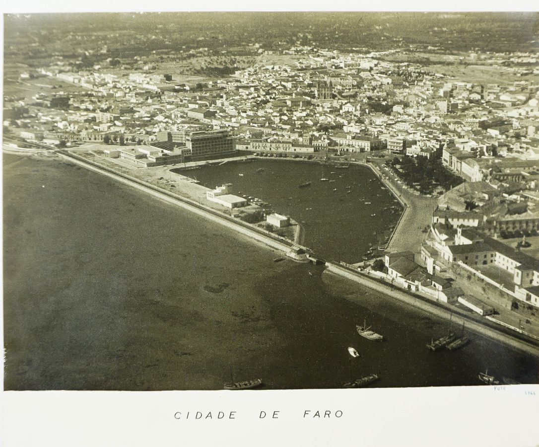 2 Fotografias de grandes dimensões