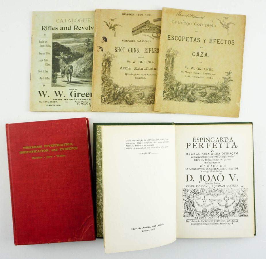 2 Livros sobre Armas