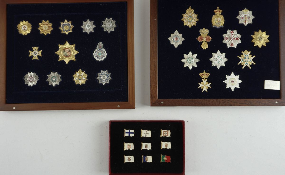 Ordens Dinásticas Europeias / Ordens Honoríficas Portuguesas / Bandeiras Portuguesas