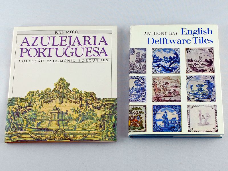 2 Livros sobre Azulejos