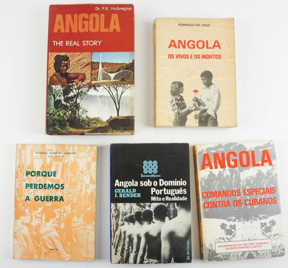 Angola , 5 Livros