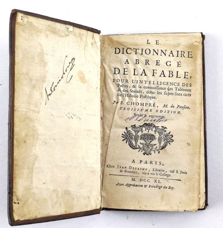 Dictionnaire Abrégé de la Fable