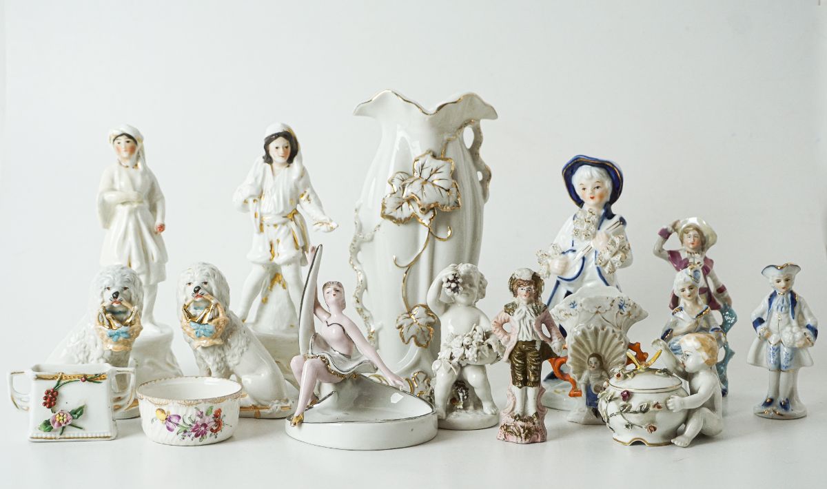 16 Peças em Porcelana