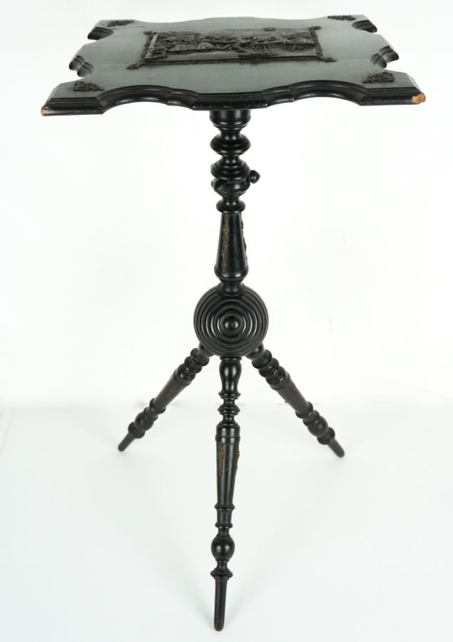 Mesa tripé