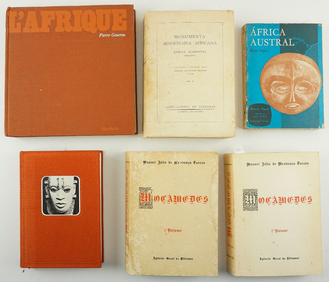 Africa, 6 livros