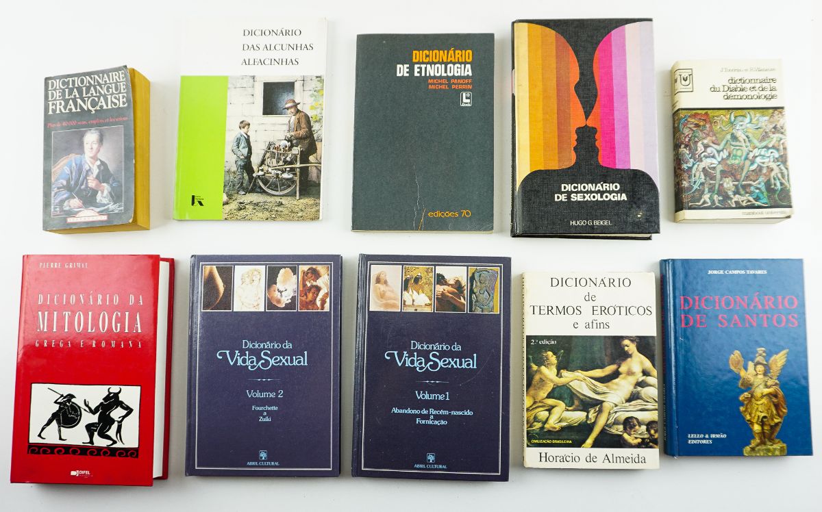 Nove Dicionários (10 volumes)