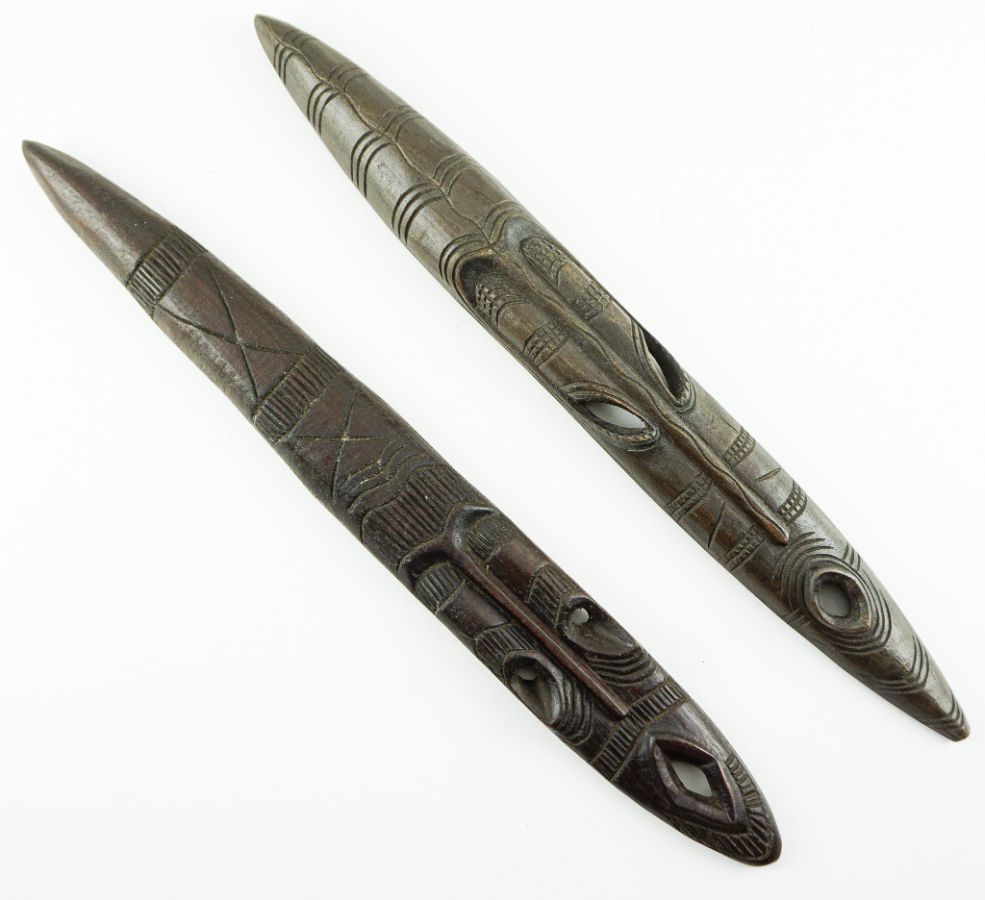 Duas esculturas africanas