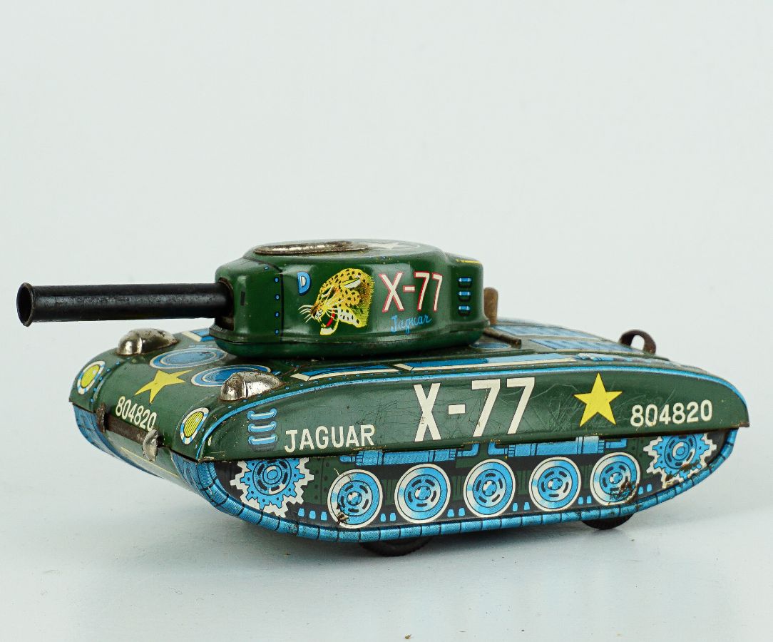 Tanque Jaguar X-77