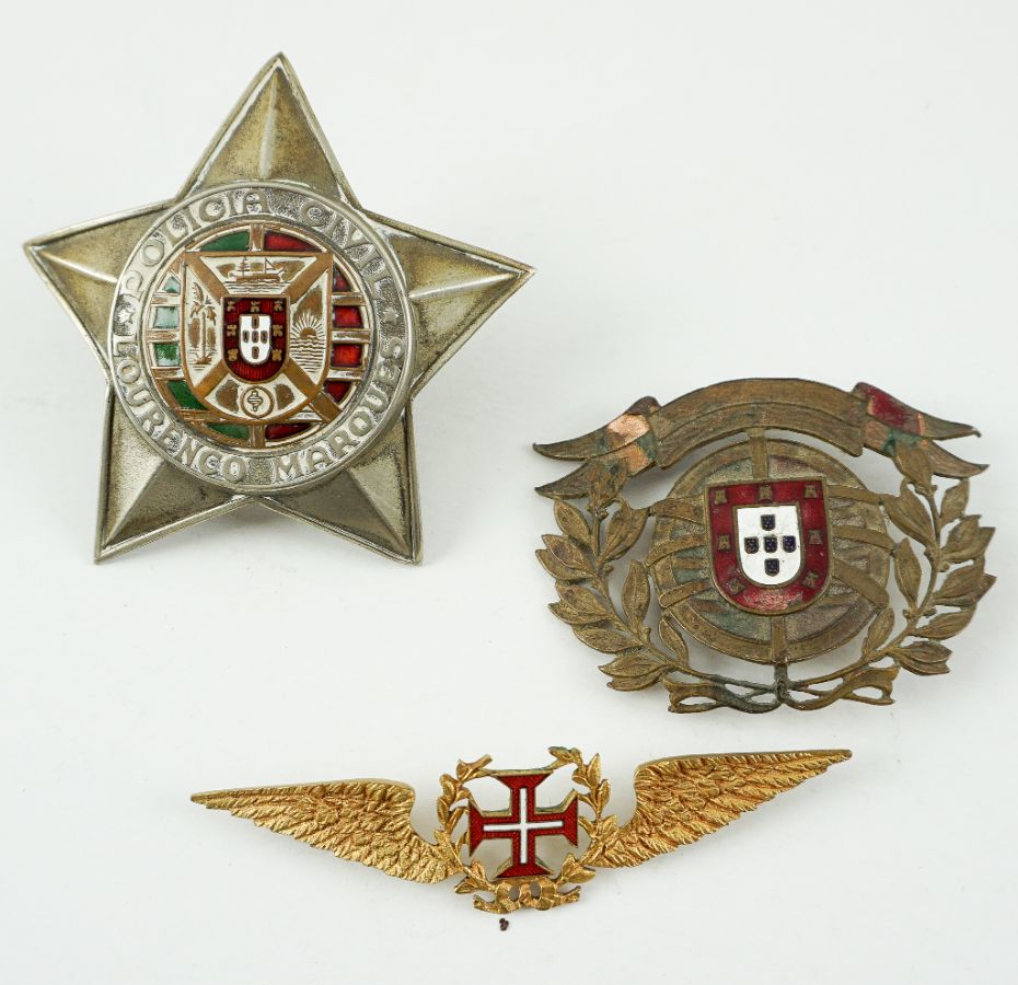 Militaria