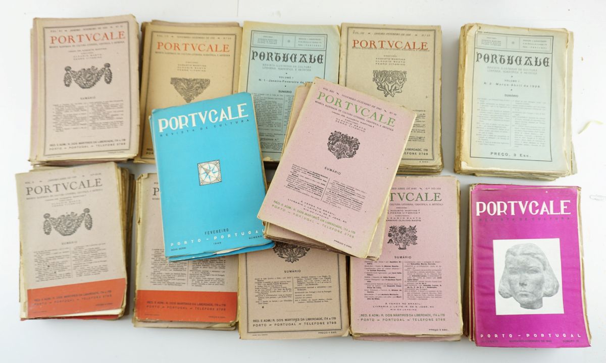 Grande conjunto de revistas “Portucale”