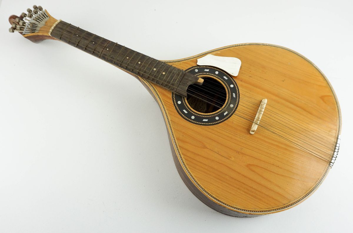 Guitarra Portuguesa