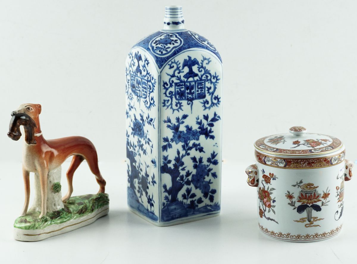 Três Peças diversas em Porcelana/Faiança