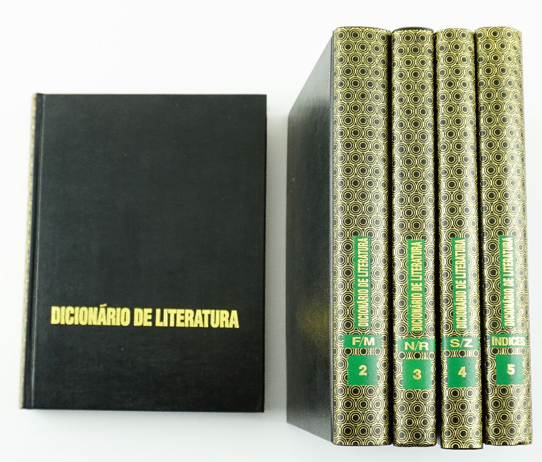 Dicionário de Literatura