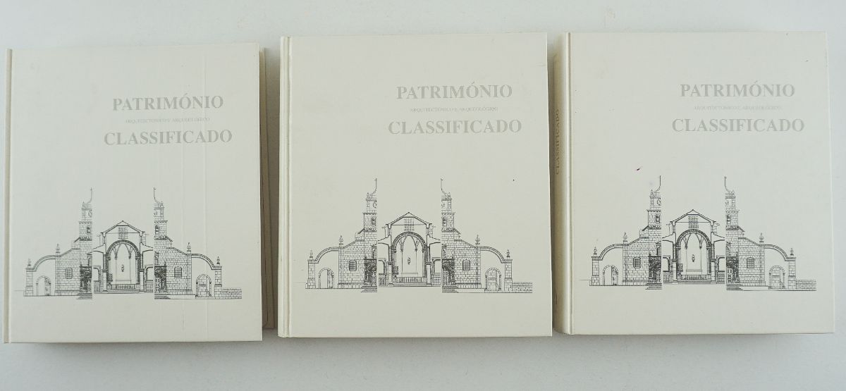 Património Arquitectónico e Arqueológico Classificado em III Volumes